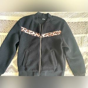 Women’s Zyia Sherpa Black Bomber Jacket with leopard print detail. Size medium.